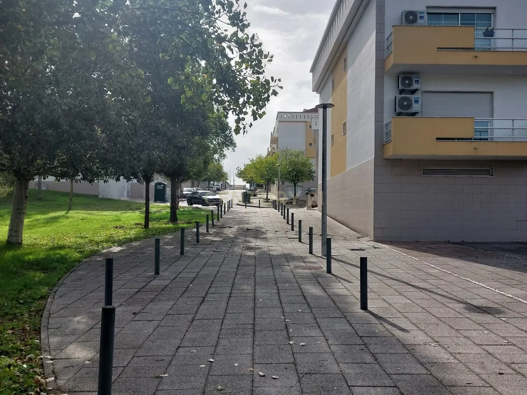 Apartamento T3 com parqueamento Palhais - Barreiro - Image 29