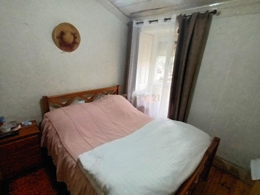 Moradia três quartos - Image 9