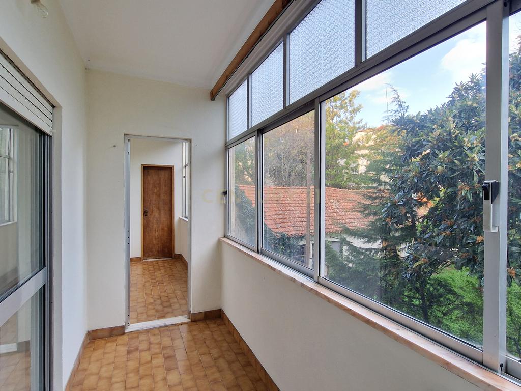 Apartamento T3 no centro de Oliveira do Hospital - Image 3