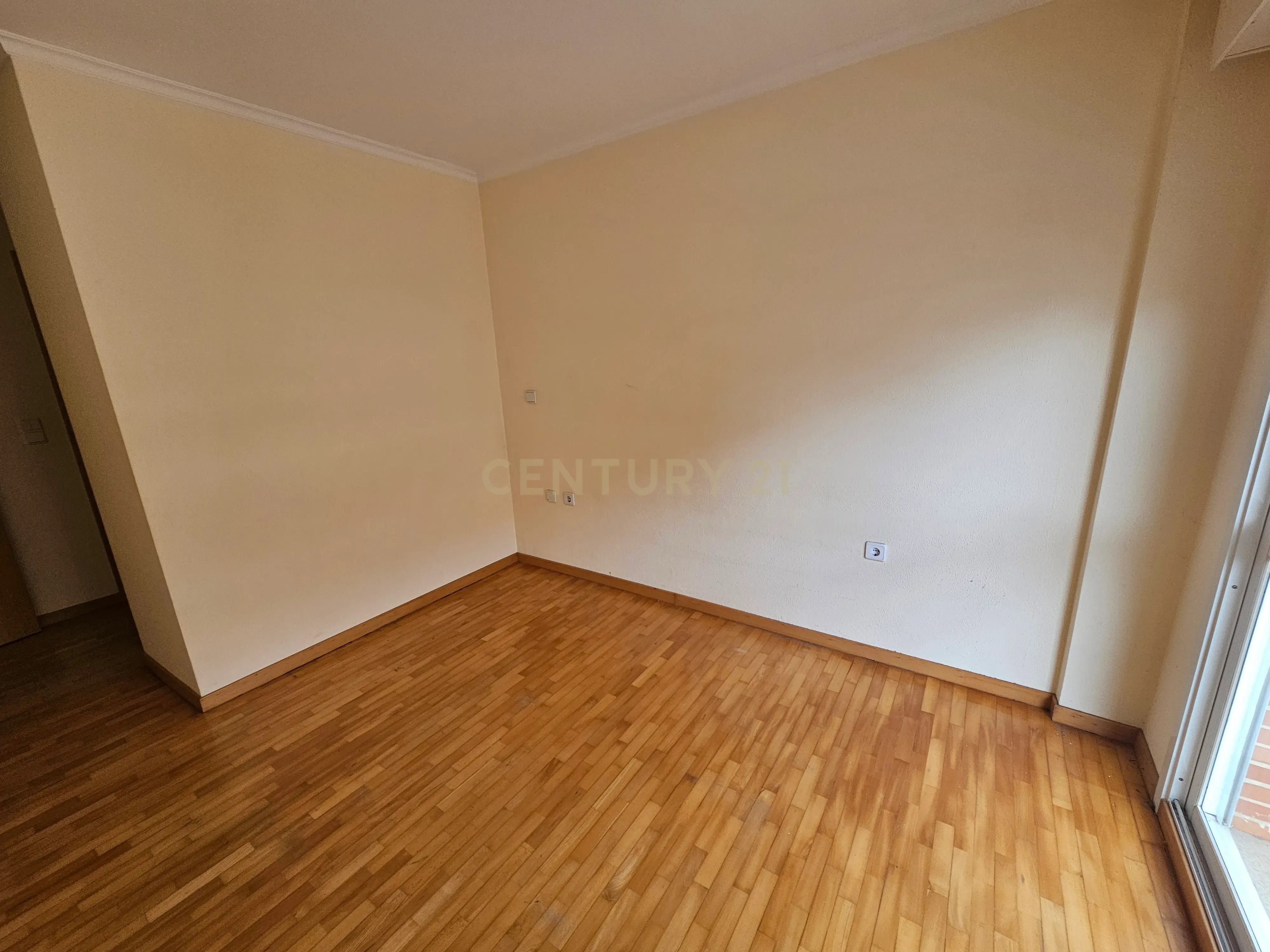 Apartamento T3 Urbanização Quinta Fonte da Prata - Image 10