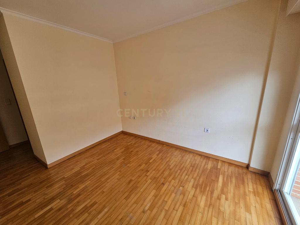 Apartamento T3 Urbanização Quinta Fonte da Prata - Image 10