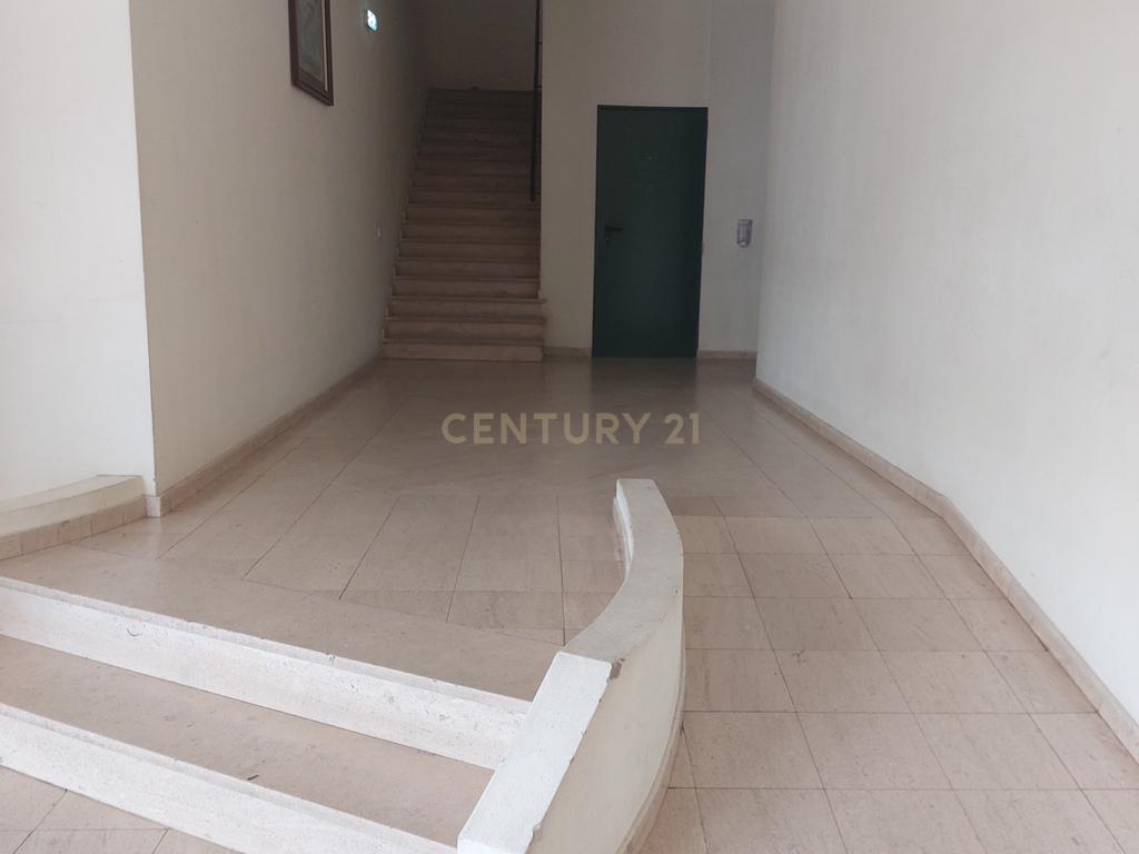 Excelente apartamento T2  no Edifício "Carmix" - Image 23