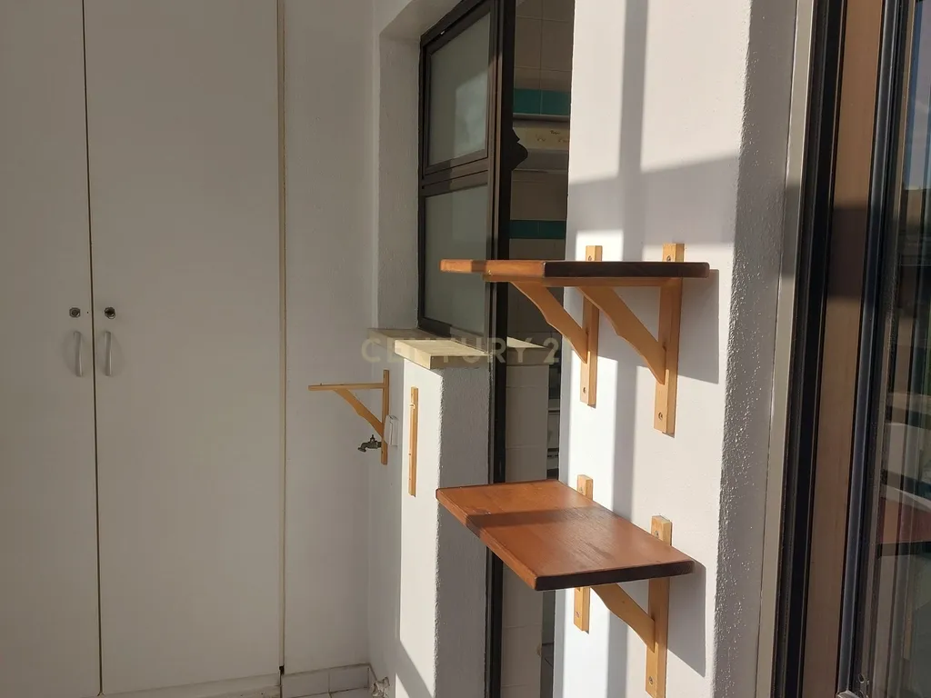 Excelente apartamento T2 no Edifício "Carmix" - Image 18