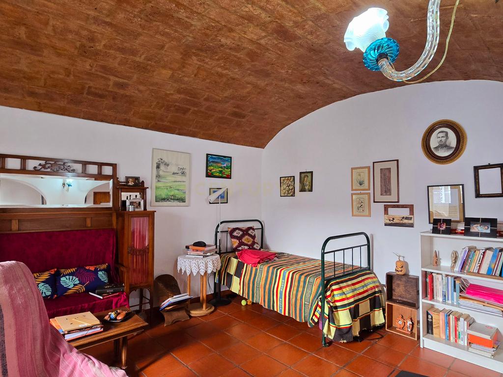 Moradia T2 + 1 com Quintal e Terraço no Centro de Alvito – Beja  Alentejo - Image 11