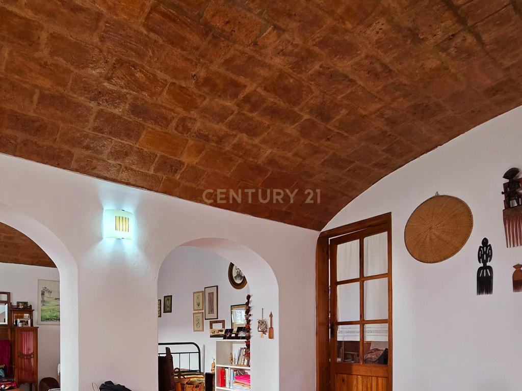 Moradia T2 + 1 com Quintal e Terraço no Centro de Alvito – Beja  Alentejo - Image 6