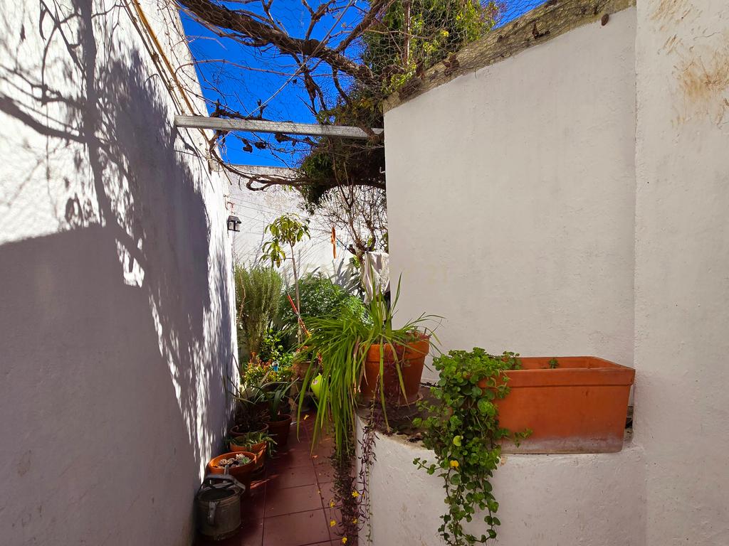 Moradia T2 + 1 com Quintal e Terraço no Centro de Alvito – Beja  Alentejo - Image 27