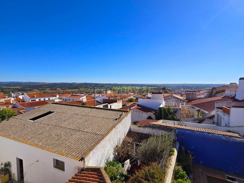 Moradia T2 + 1 com Quintal e Terraço no Centro de Alvito – Beja  Alentejo - Image 72