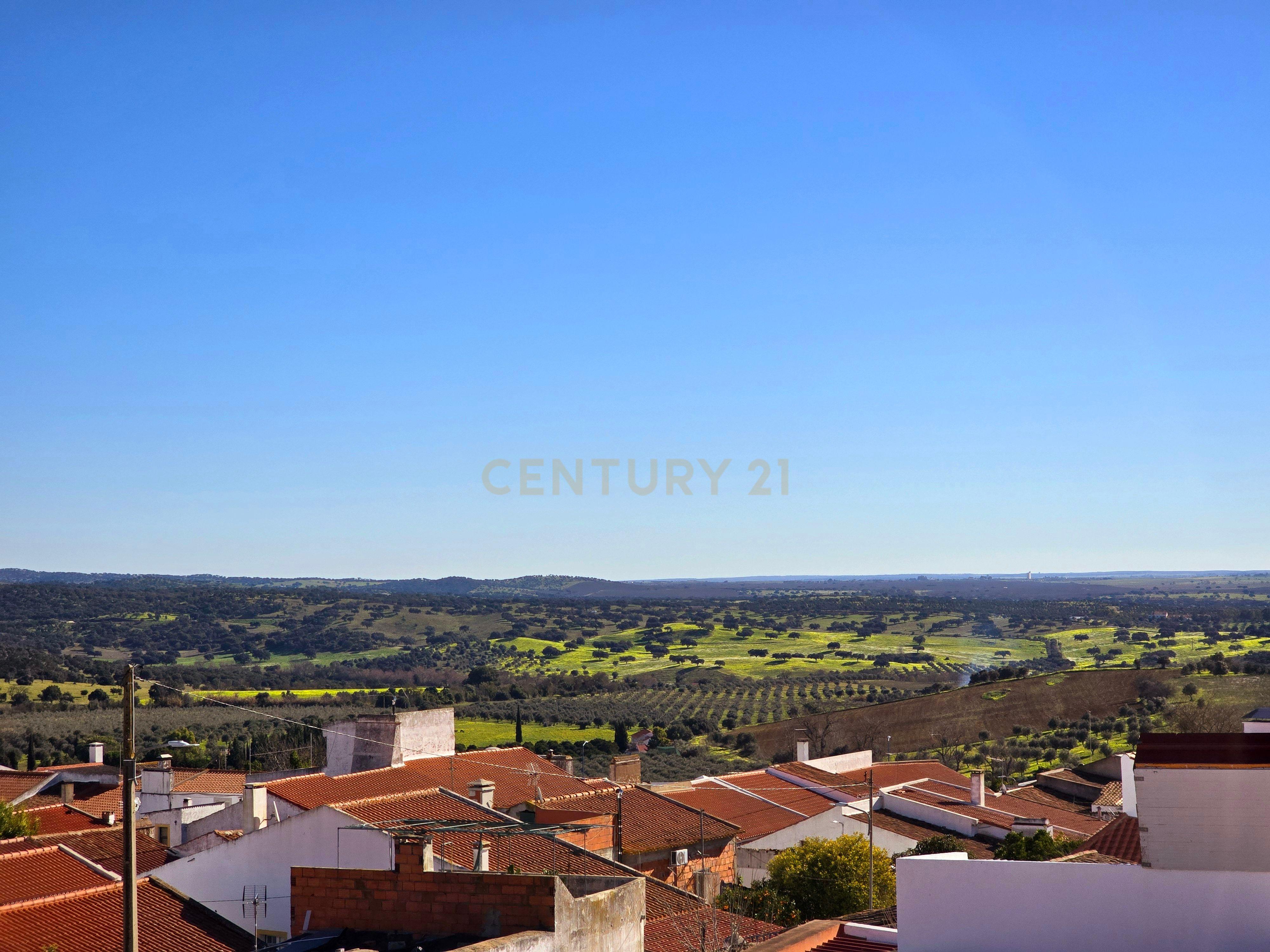 Moradia T2 + 1 com Quintal e Terraço no Centro de Alvito – Beja Alentejo - Image 66