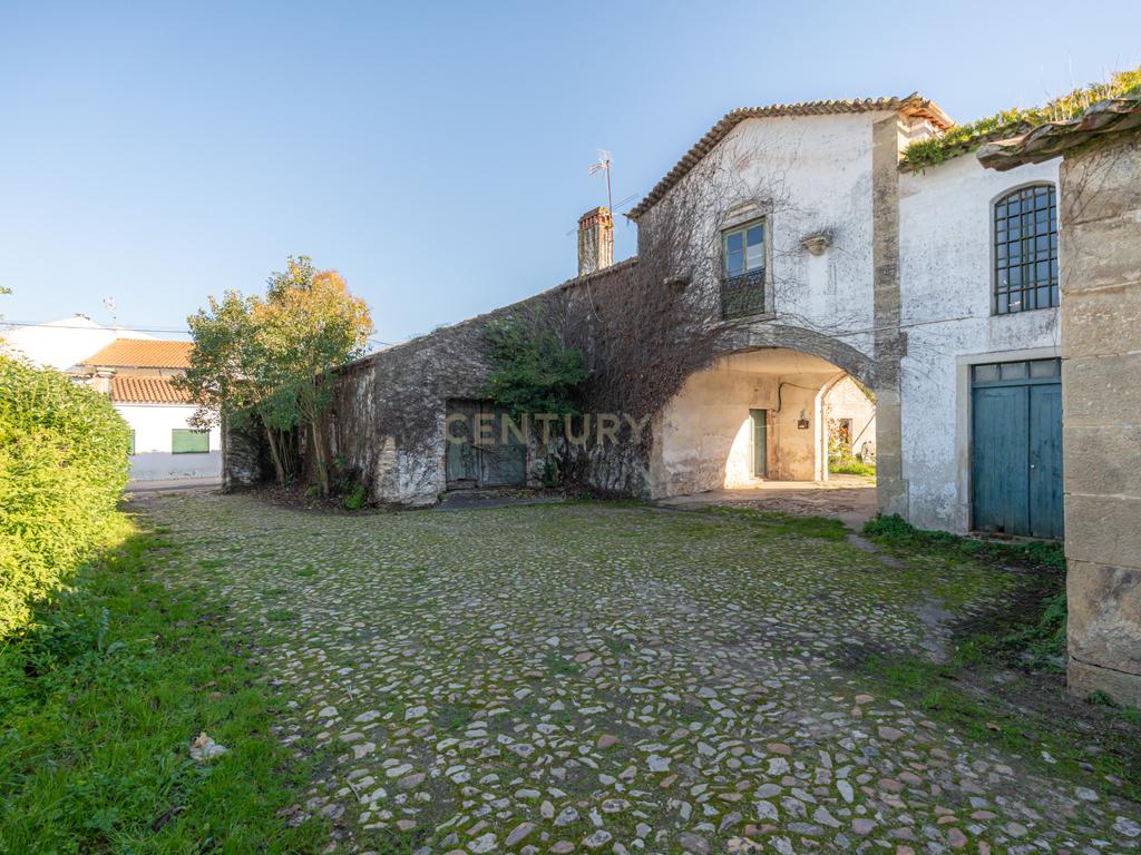Quinta do Eirado – Património, Exclusividade e Potencial em Coimbra - Image 9