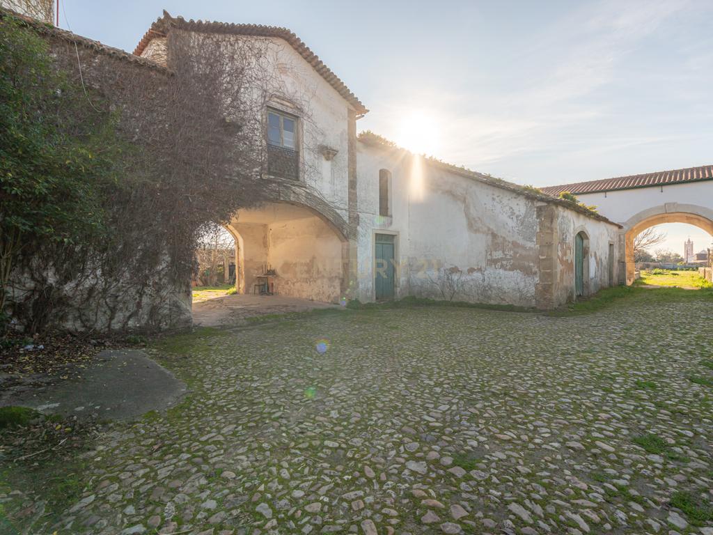 Quinta do Eirado – Património, Exclusividade e Potencial em Coimbra - Image 11