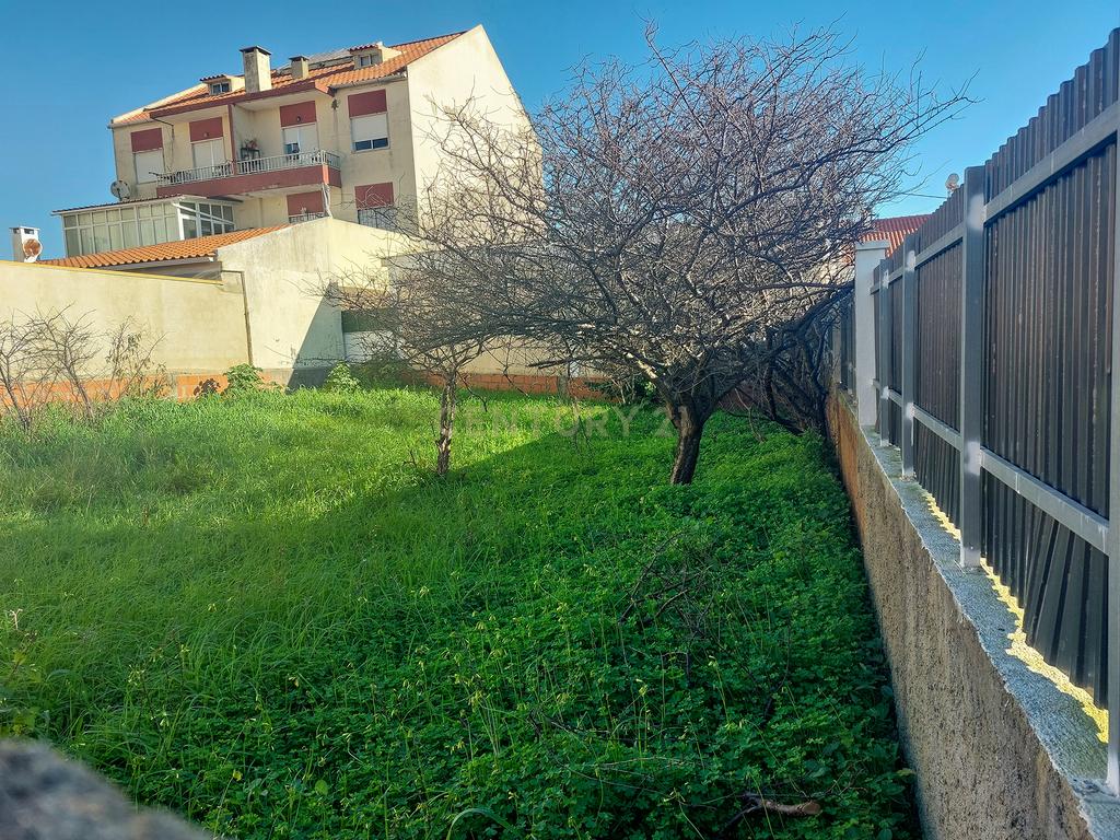 Terreno Urbano | Rua Cidade de Odivelas, Pontinha e Famões | Odivelas - Image 2