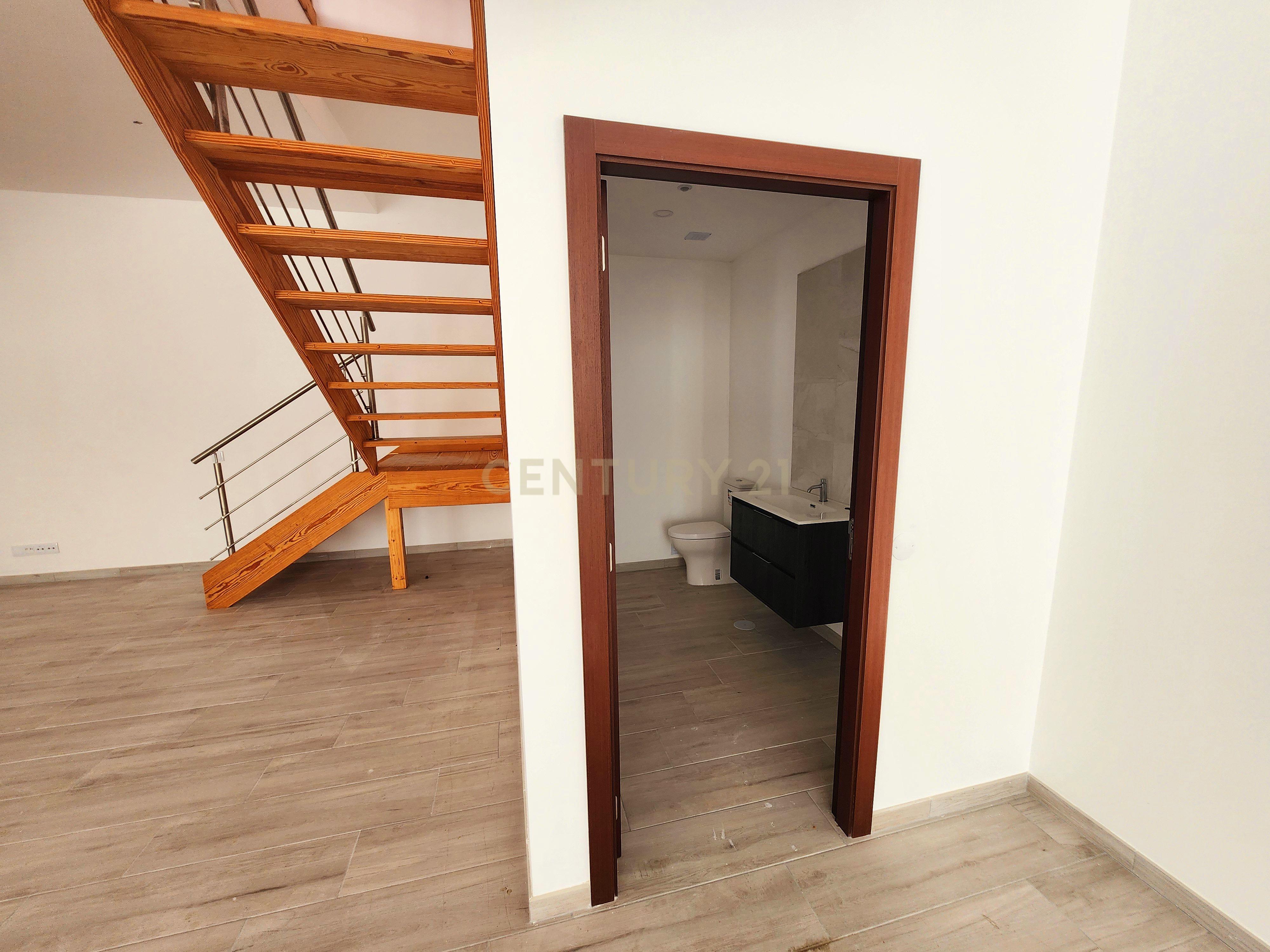 Escritório para arrendar na prestigiada Avenida Luísa Todi, em Setúbal. - Image 11
