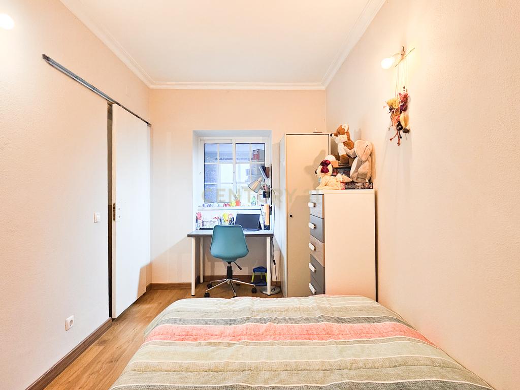 Moradia T3 | Renovada | Geminada| Vale Figueira – S.B.Messines | Terreno - Image 19