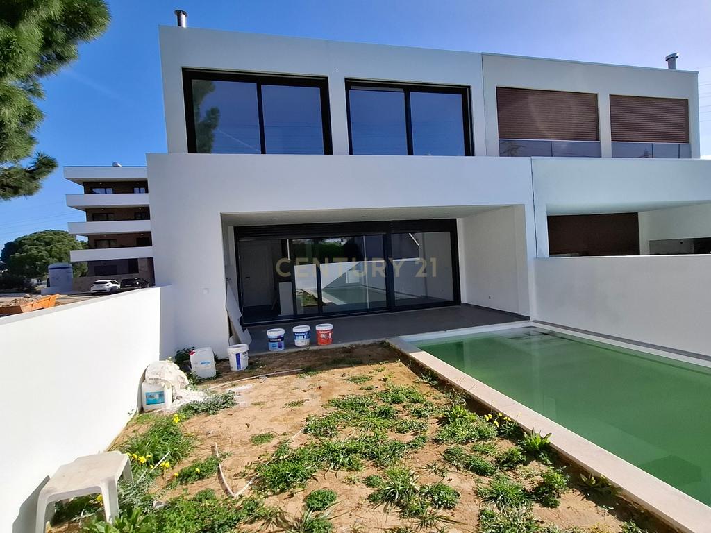 Moradia T3 Quinta da Amizade Setúbal - Image 26