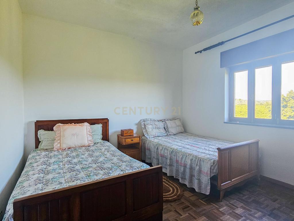 Moradia T3 | Geminada | Pomar 9480m2 | Joinal – S.B.Messines | Armazém | Casa de Apoio T2 - Image 22