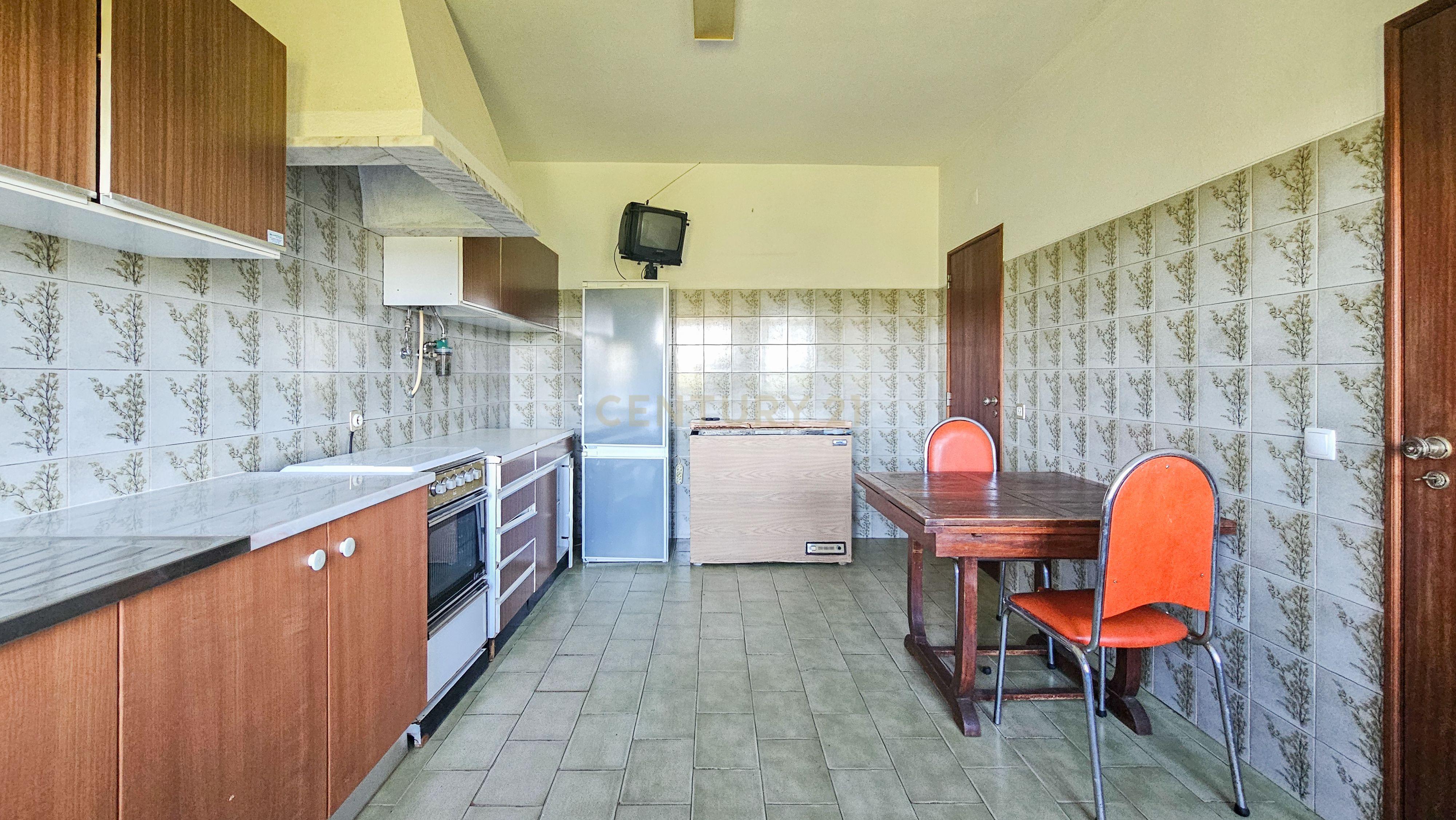 Moradia T3 | Geminada | Pomar 9480m2 | Joinal – S.B.Messines | Armazém | Casa de Apoio T2 - Image 19