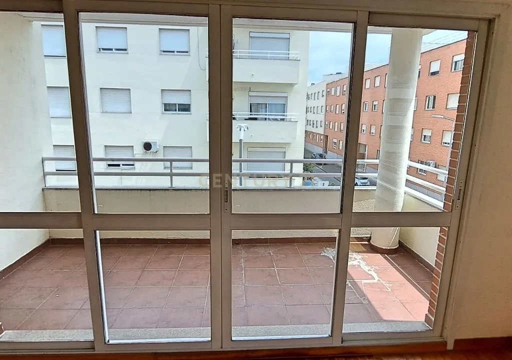 Apartamento T3 com 142m2 e lugar de garagem em Alhos Vedros - Image 4