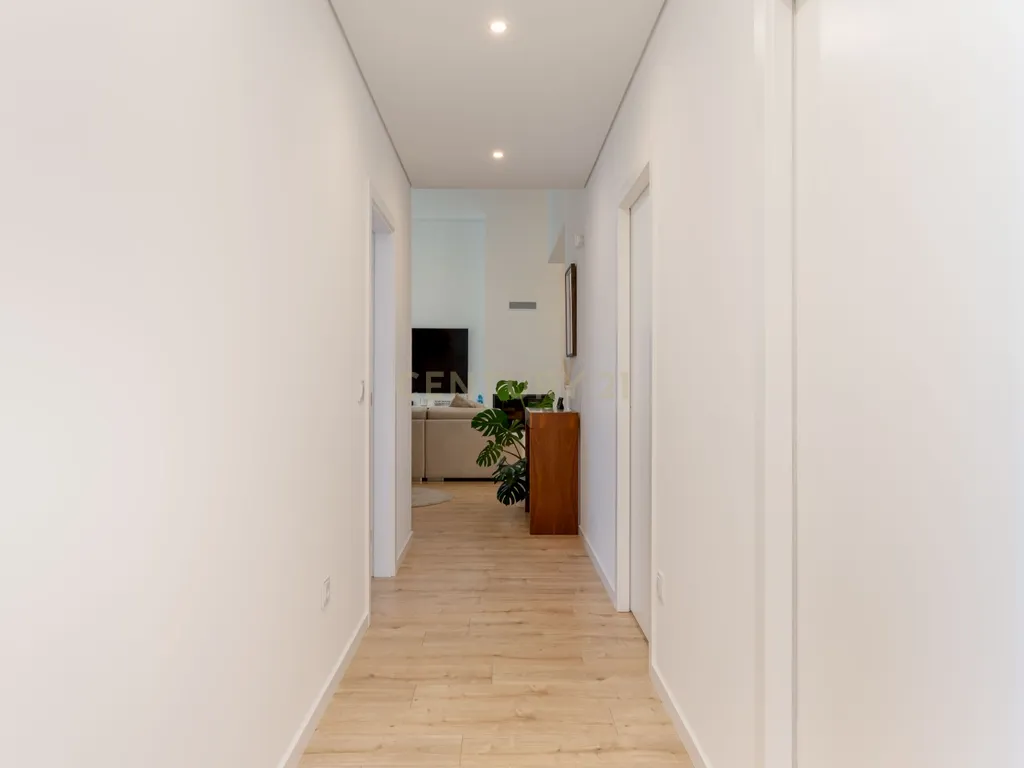 Moradia T4 Térrea de excelência com piscina e casa independente de 50m2 | Quinta da Marquesa - Image 22