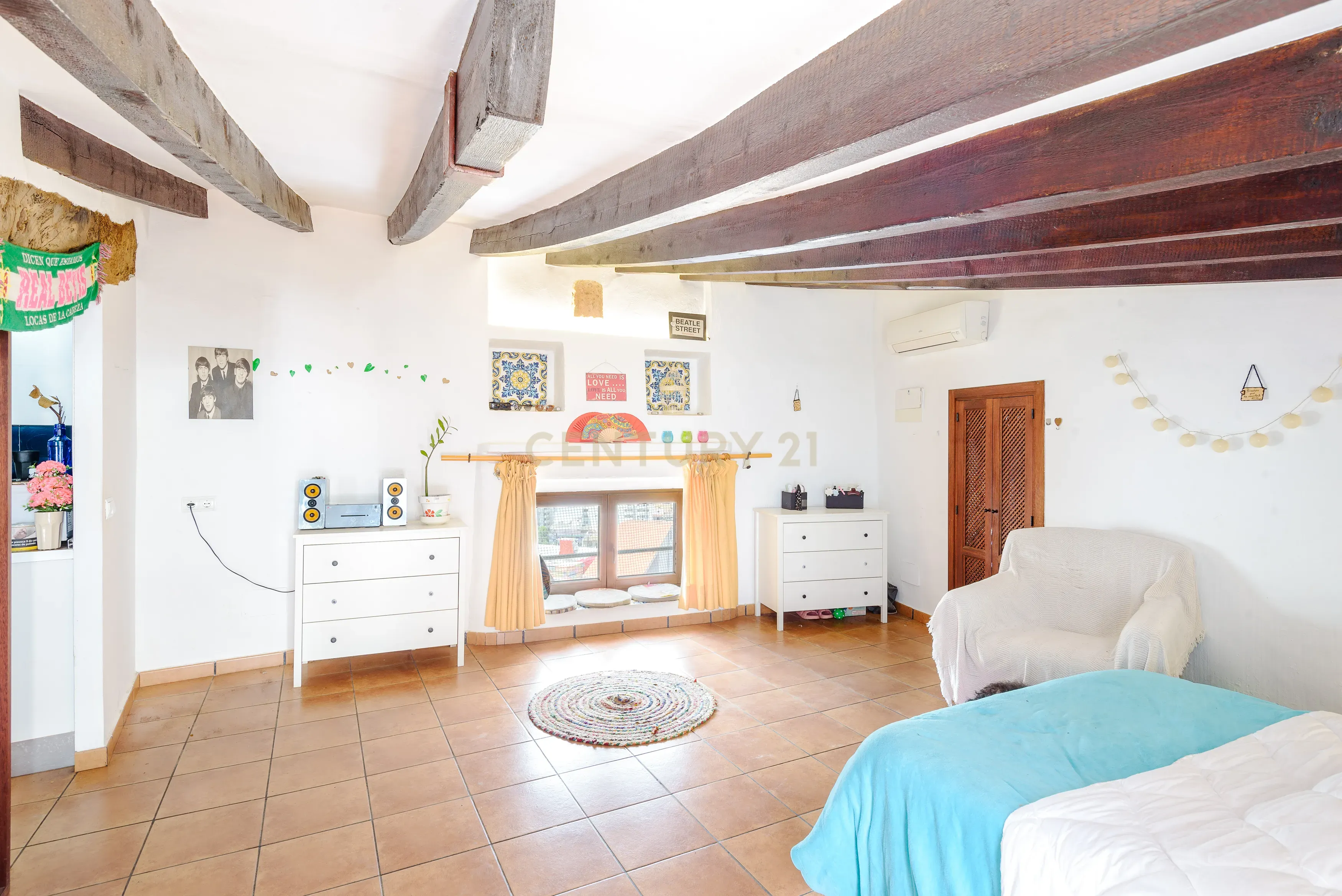 À venda: Casa histórica com grande potencial em Dalt Vila – Ibiza - Image 15