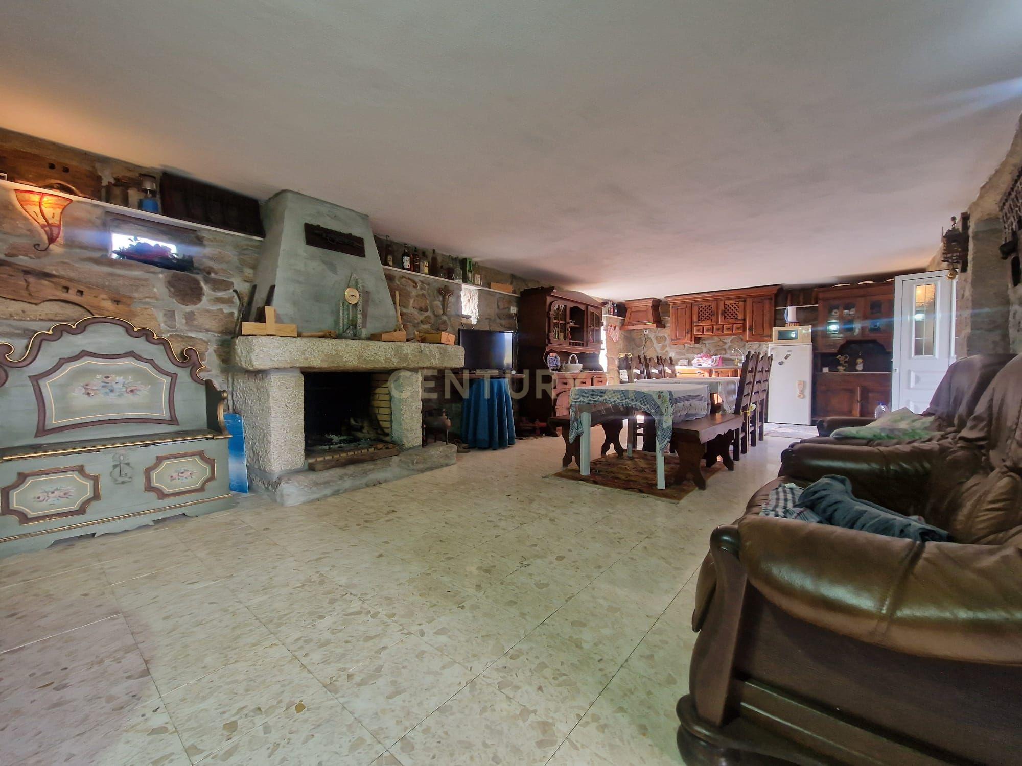 Casa De Pedra Na Serra Do Caramulo, Tondela - Image 8
