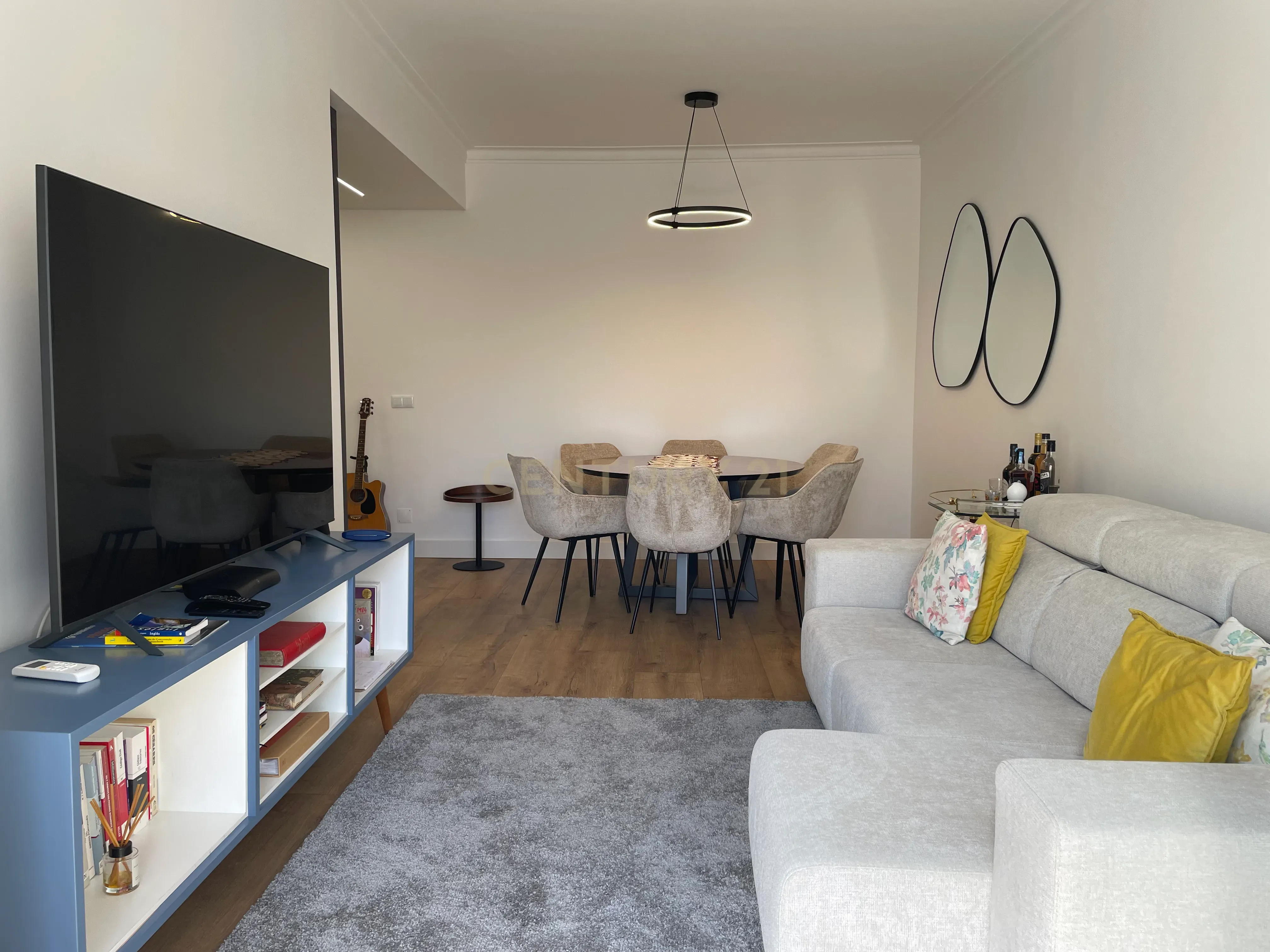 apartamento T2 situado numa das zonas mais privilegiadas de Almada - Image 3