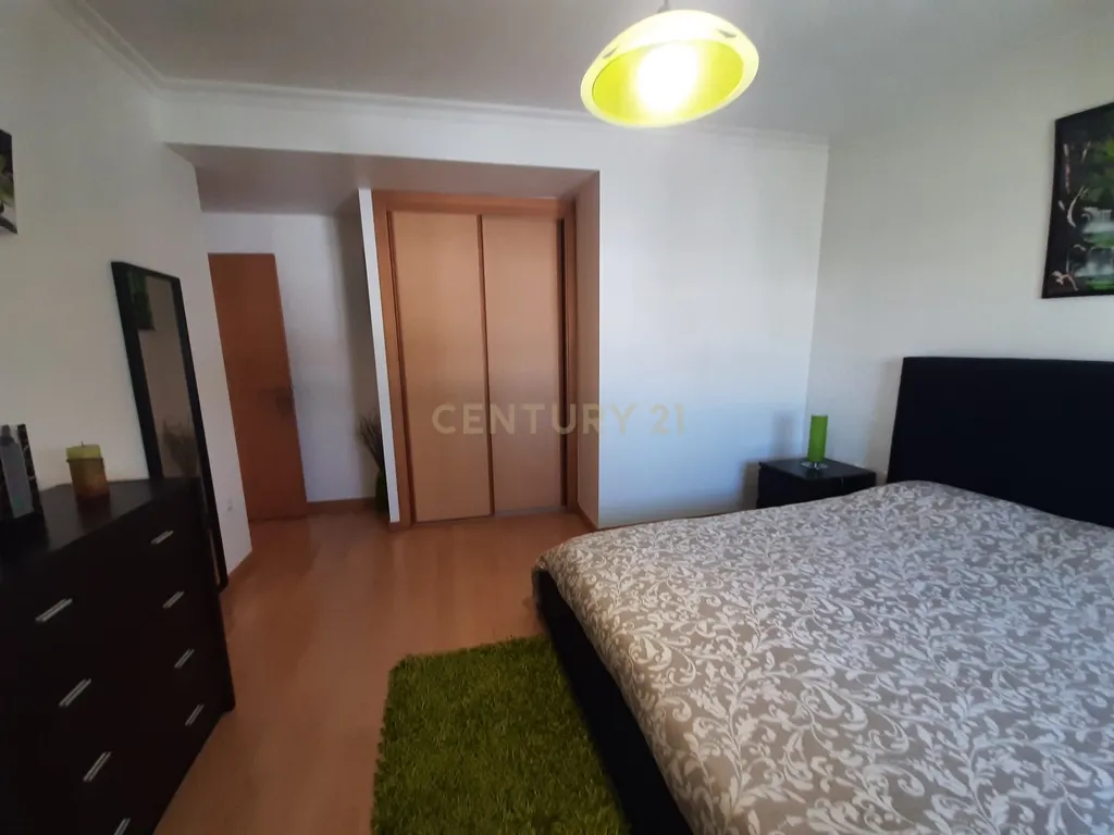 Moradia T3 na Lourinhã com Piscina Garagem e Churrasqueira - Image 40