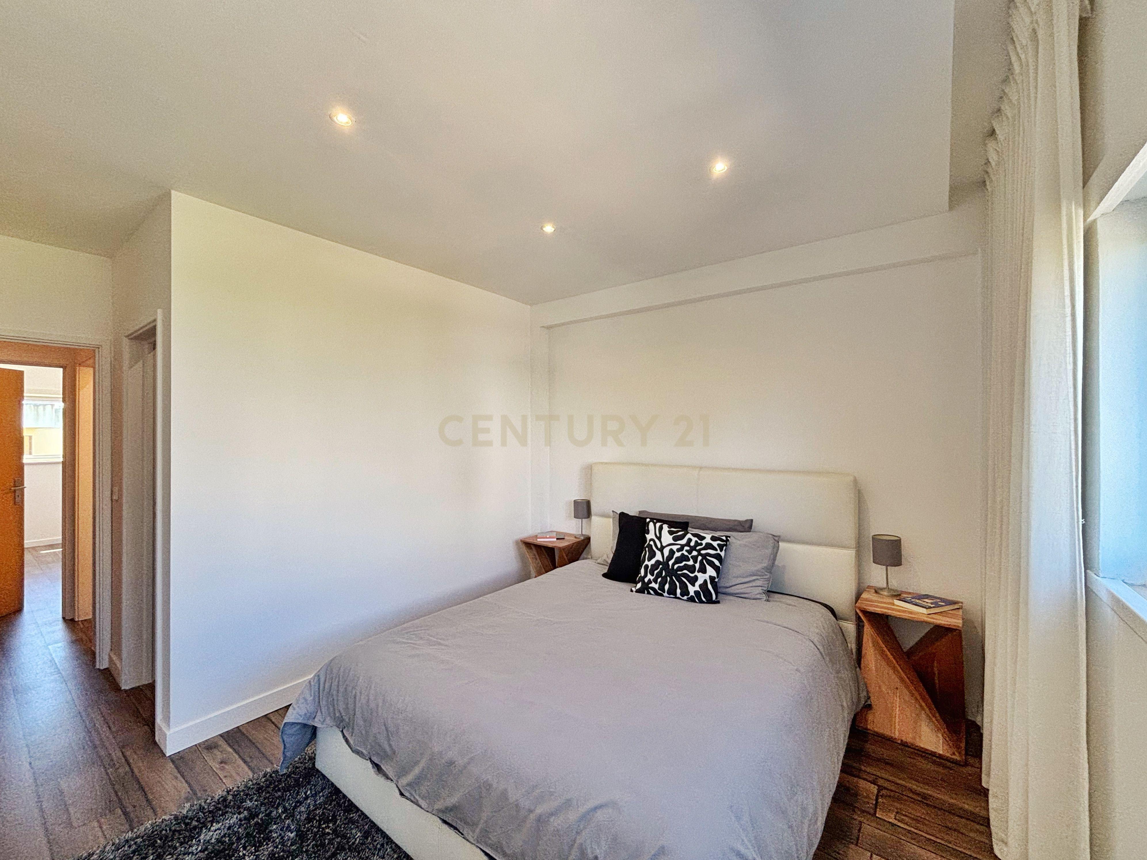 Oportunidade - Apartamento T3 em Portimão - Image 9