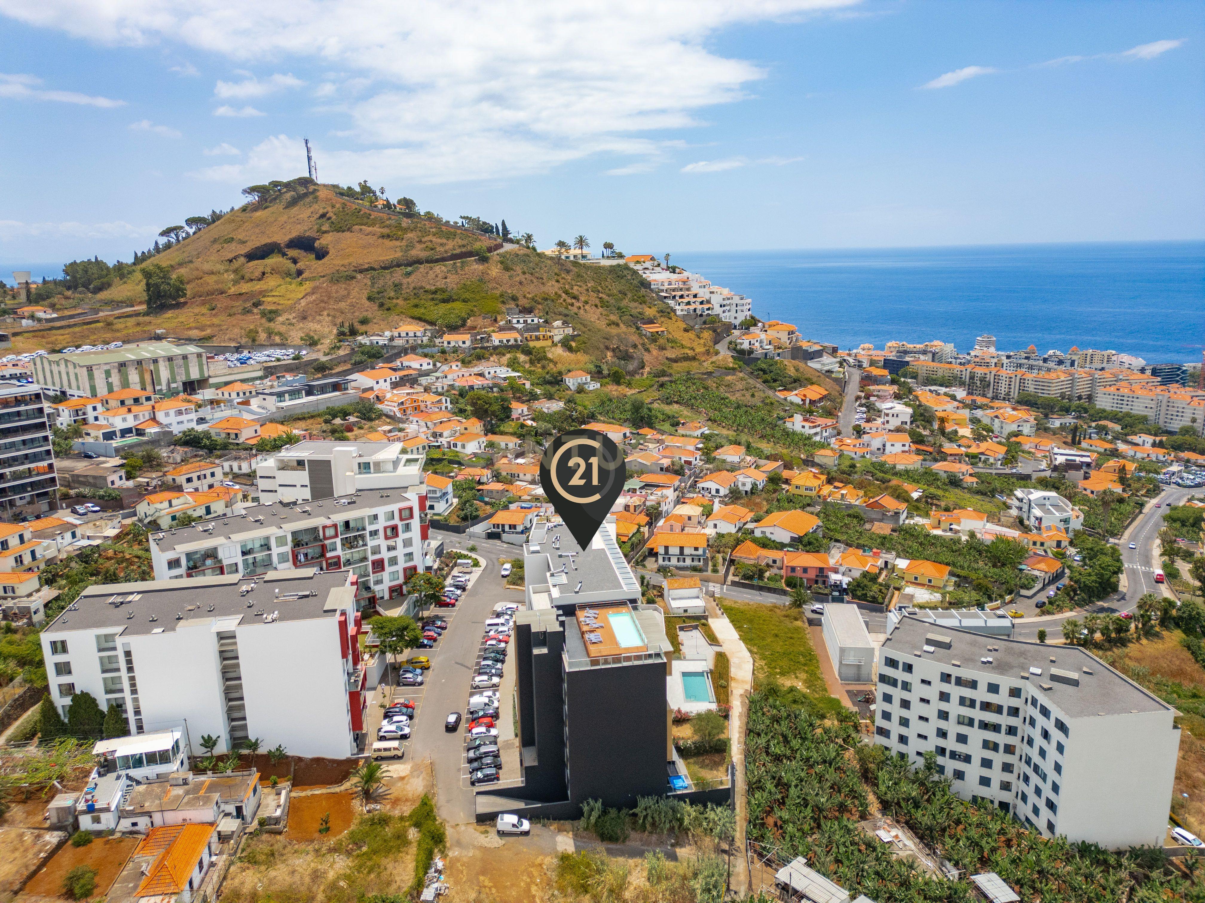 Fotografia 10 de Apartamento T1 Novo a Estrear no Amparo – Vista Mar, Piscina e Ginásio