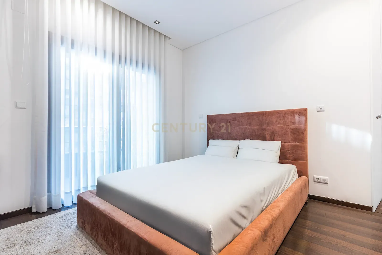 Apartamento T5 de luxo na Urbanização Jardins do Cristo Rei. - Image 21