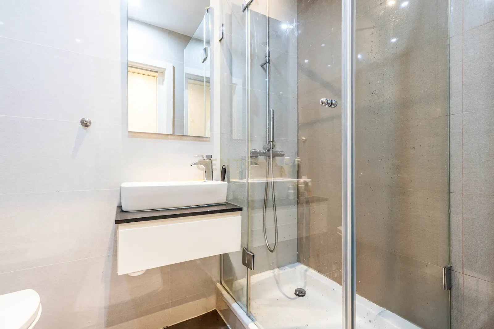 Apartamento T5 de luxo na Urbanização Jardins do Cristo Rei. - Image 28