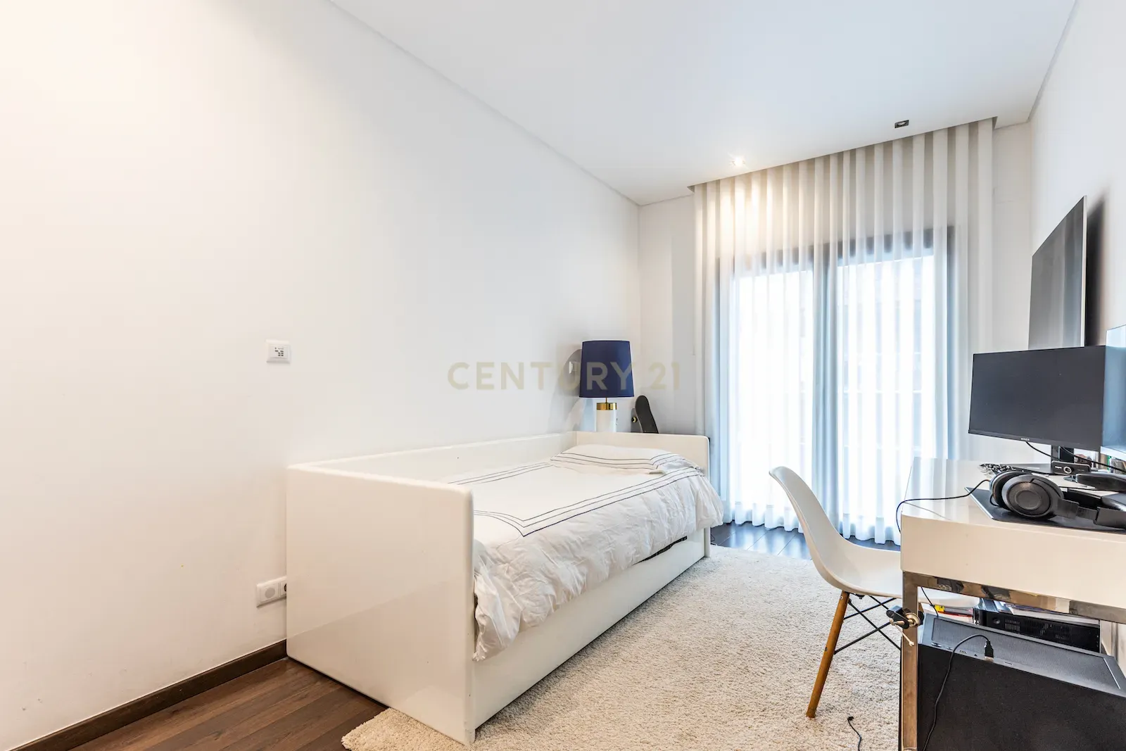 Apartamento T5 de luxo na Urbanização Jardins do Cristo Rei. - Image 26