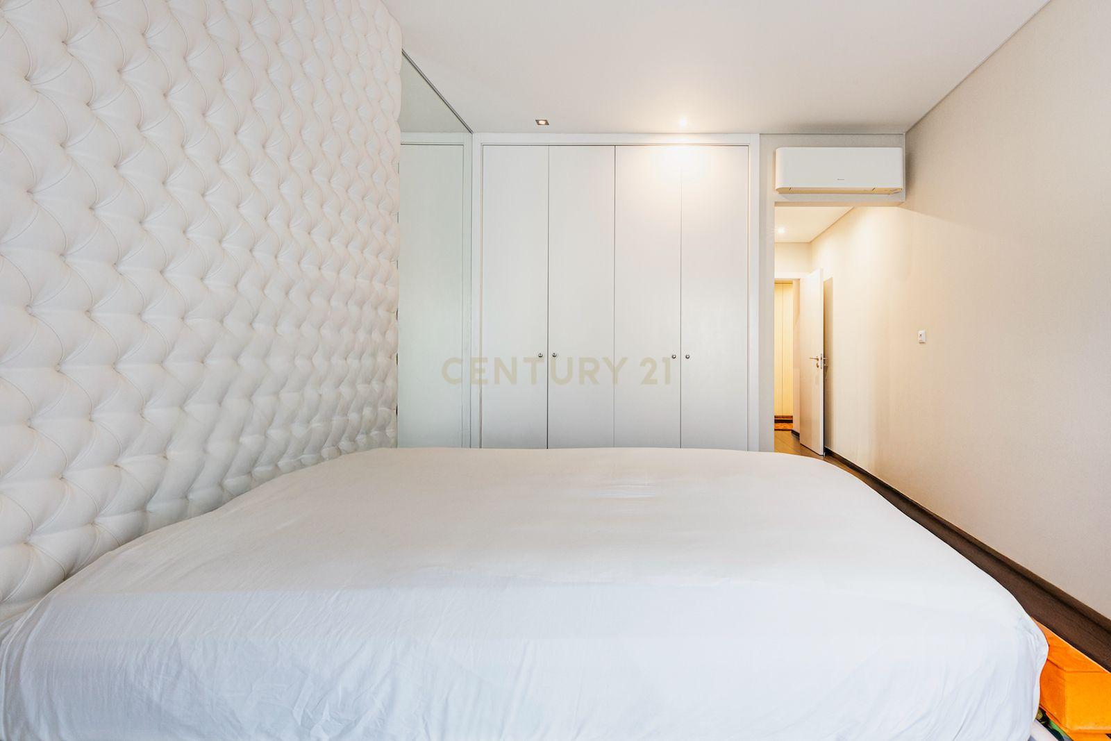 Apartamento T5 de luxo na Urbanização Jardins do Cristo Rei. - Image 30