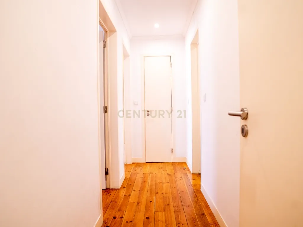 Apartamento T4 à venda na Rua de Santana à Lapa, Nº 24 - Image 8