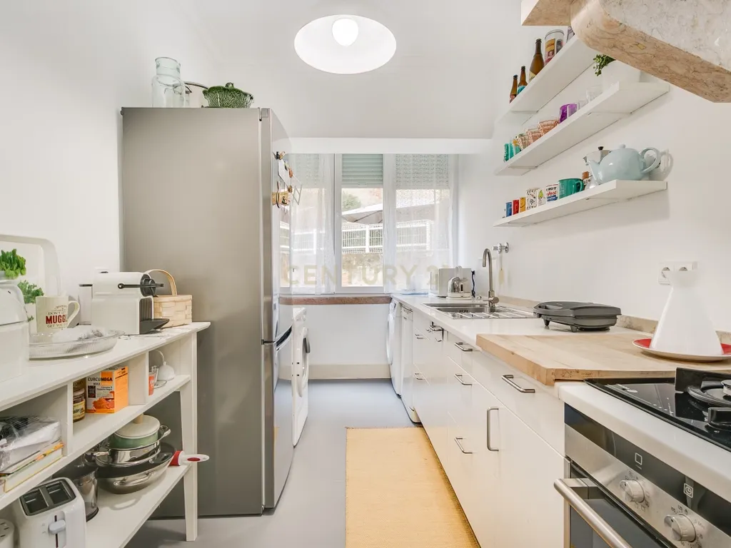 Apartamento T2 em Arroios - Image 15