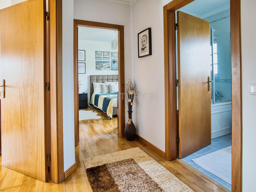 Moradia em São Martinho do Porto – Tranquilidade e Conforto perto da Baía de Sao Martinho - Image 21