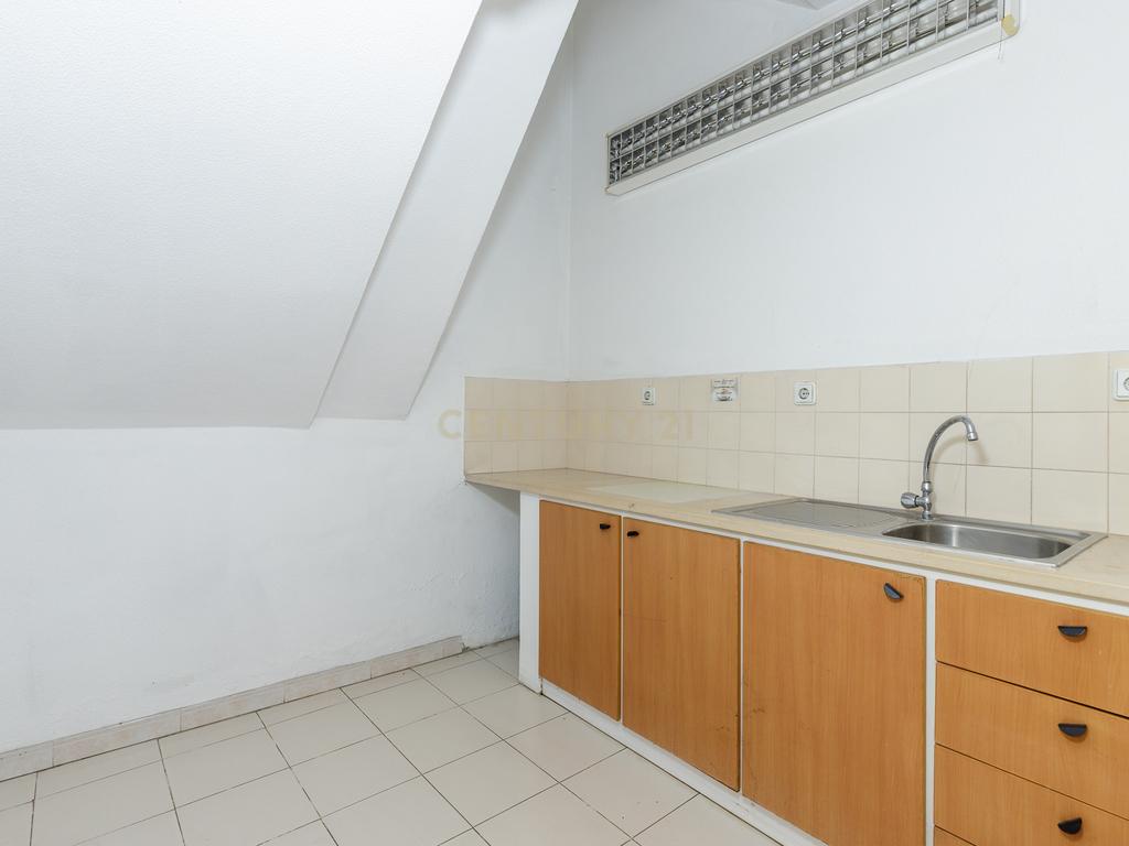 Loja para investimento em Odivelas - Image 12