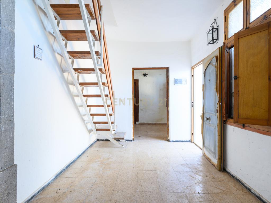 - Image 30