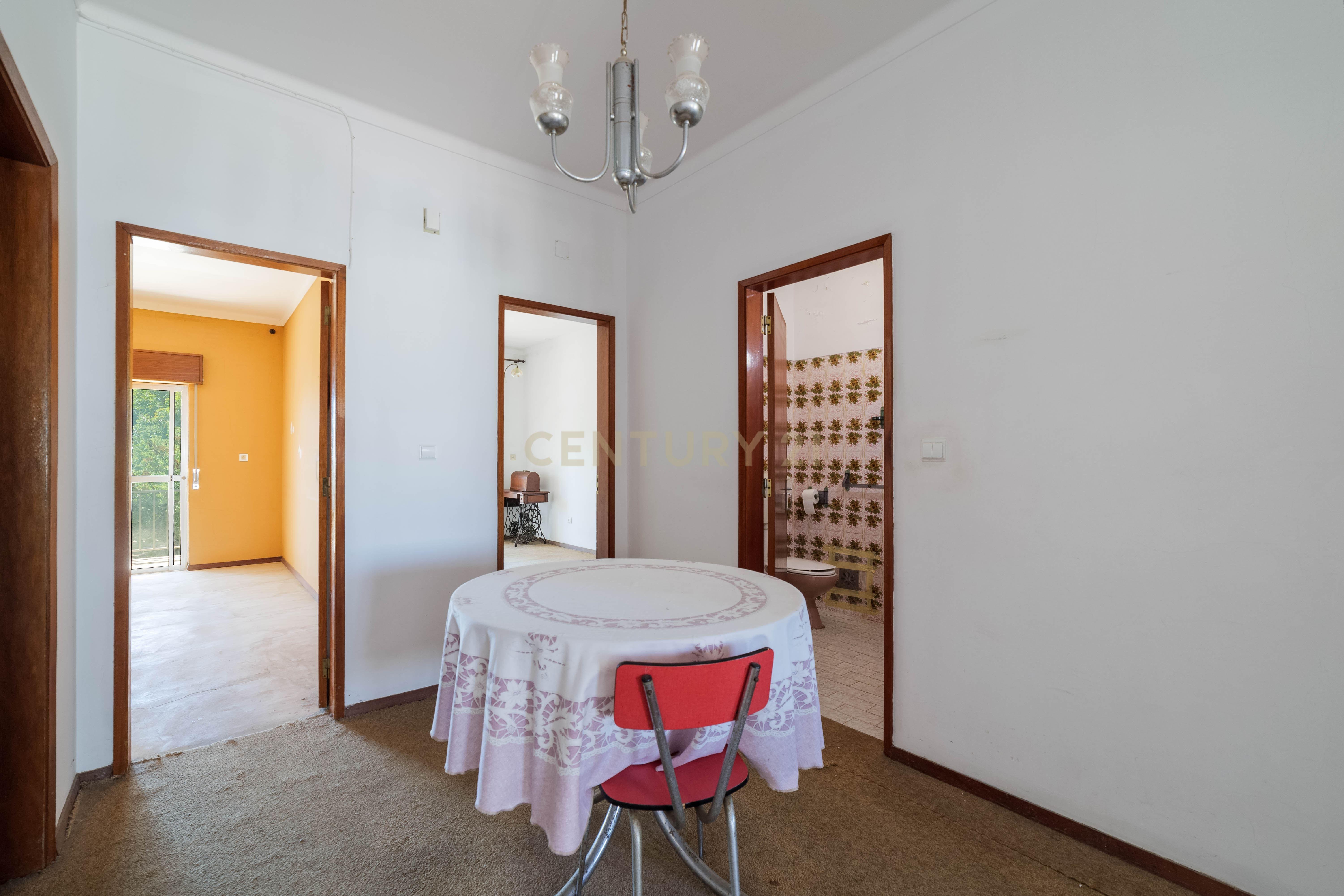 Moradia T3 com Espaço Comercial no Centro de Tavira – Largo de São Brás - Image 21