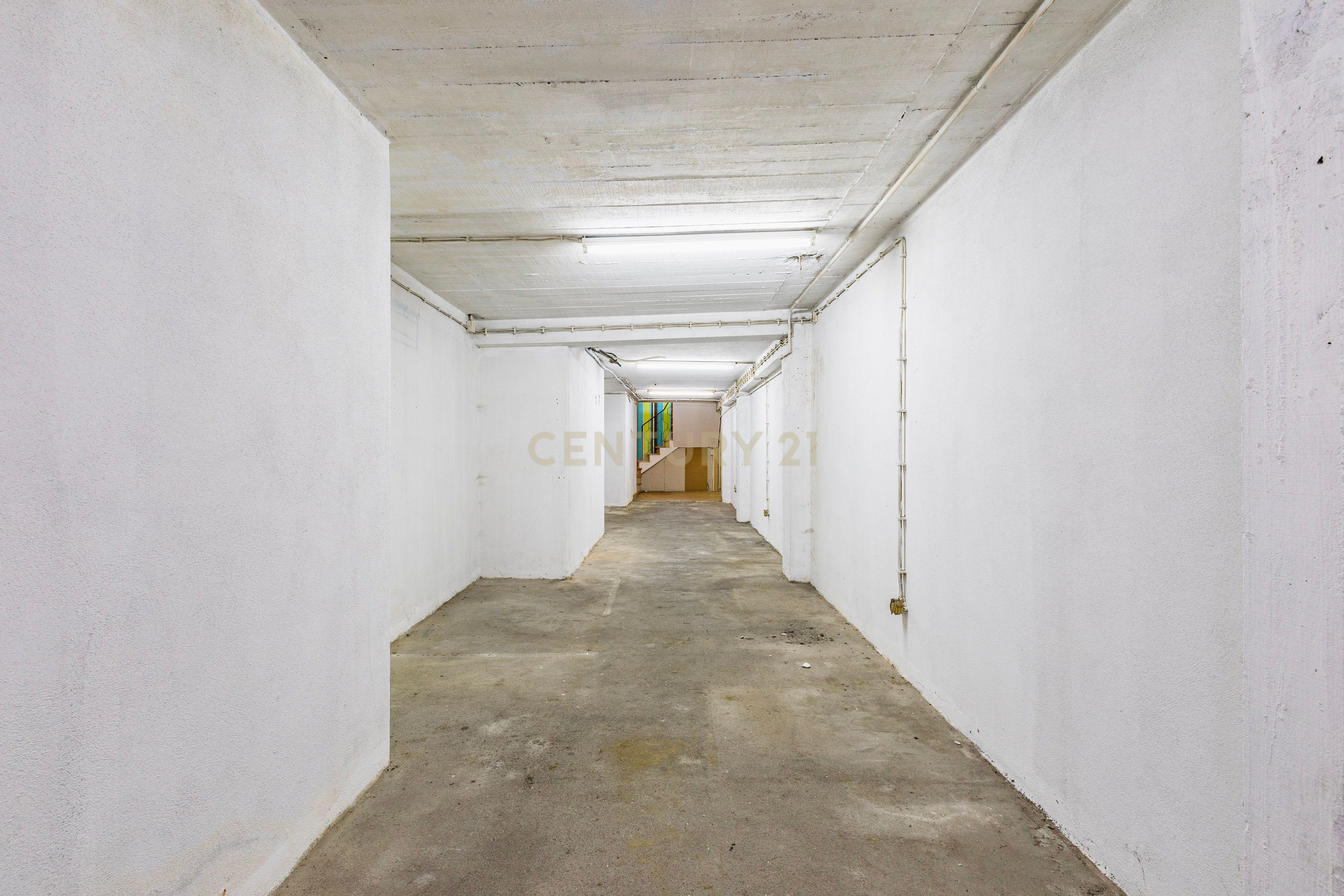 LOJA AVENIDA MARQUÊS DE POMBAL / LEIRIA - Image 25