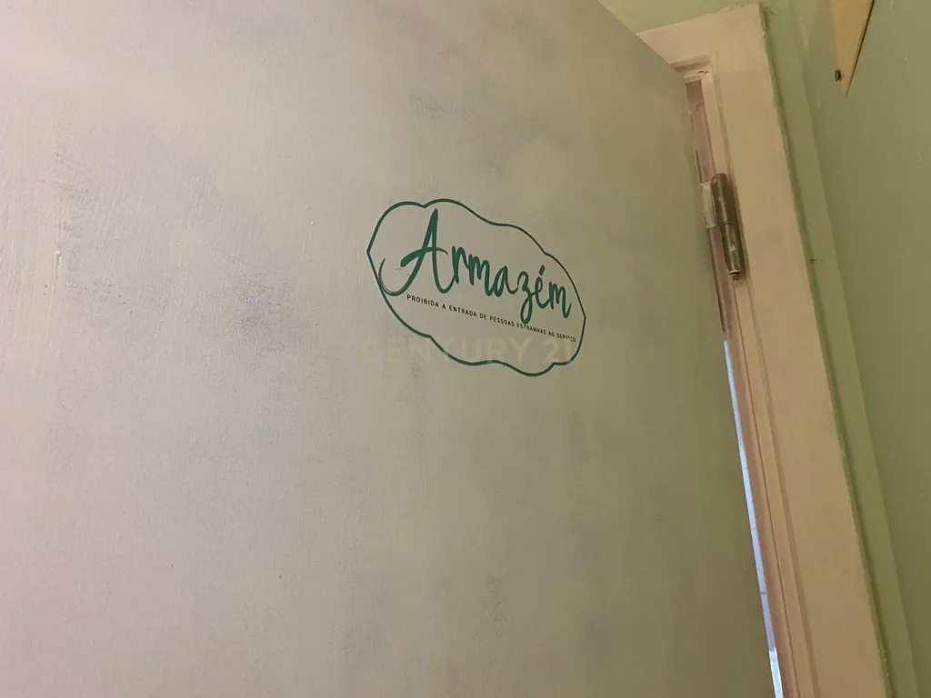 Restaurante em São Domingos de Benfica com faturação ativa e clientela fidelizada - Image 17