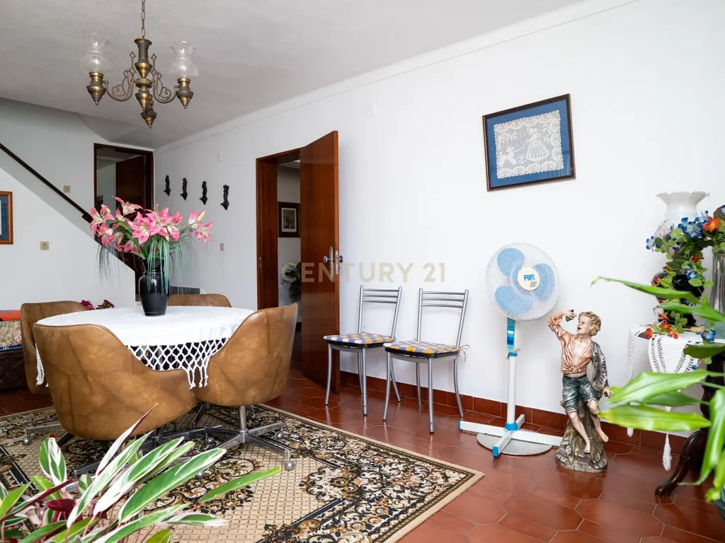 Casa T3 com Jardim e Vista para a Montanha em Cadaval, Lisboa - Image 16