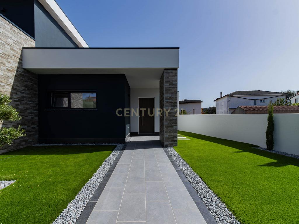 Moradia Contemporânea T3 Construção Nova em Fátima, Ourém - Image 7