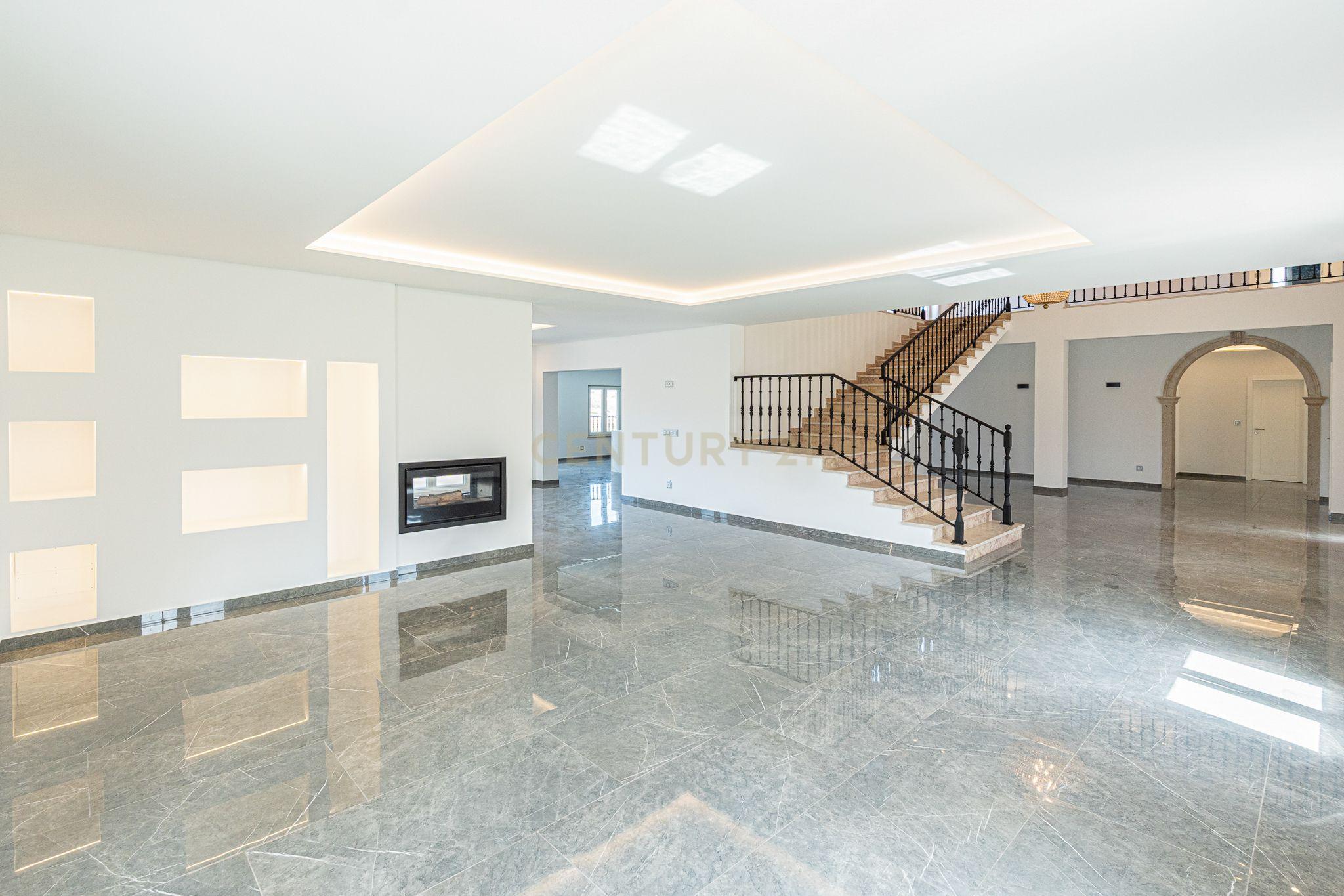 Fotografia 8 de Moradia T6 de Luxo - 924 m² - Piscina -  São Pedro da Cadeira - Nova