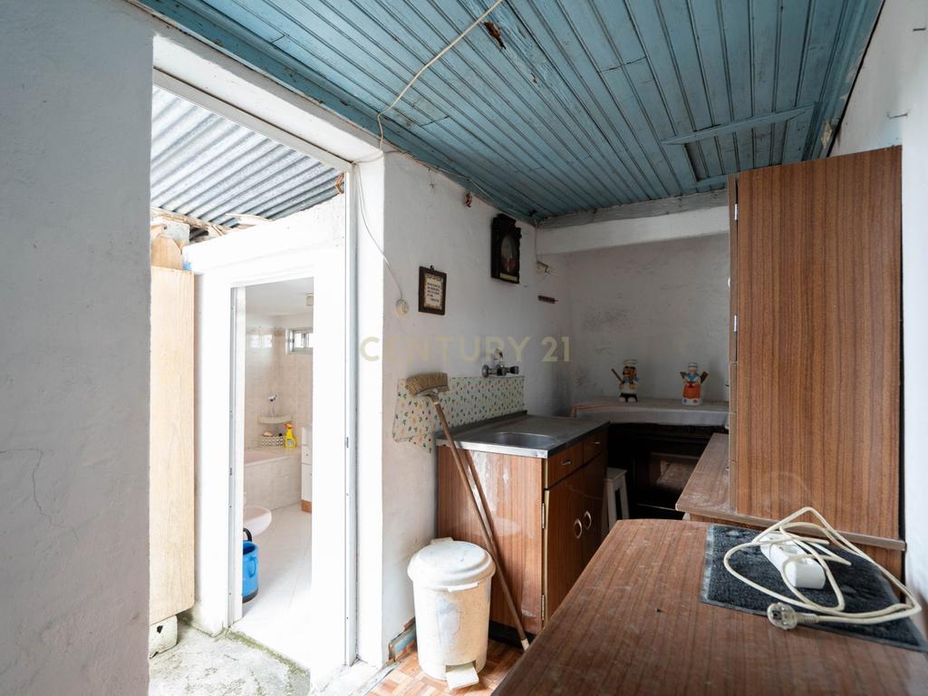 Moradia para reconstrução - Semide - Image 32