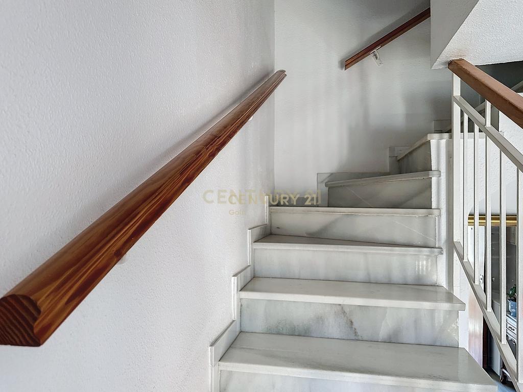  - Image 16