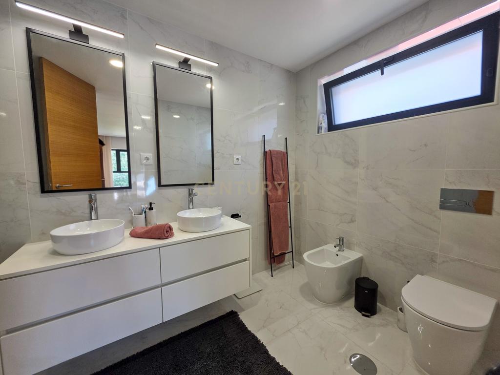 Moradia T3 Exclusiva em Condomínio Privado situada em Bitarães/Paredes do Ano 2022  - Image 25