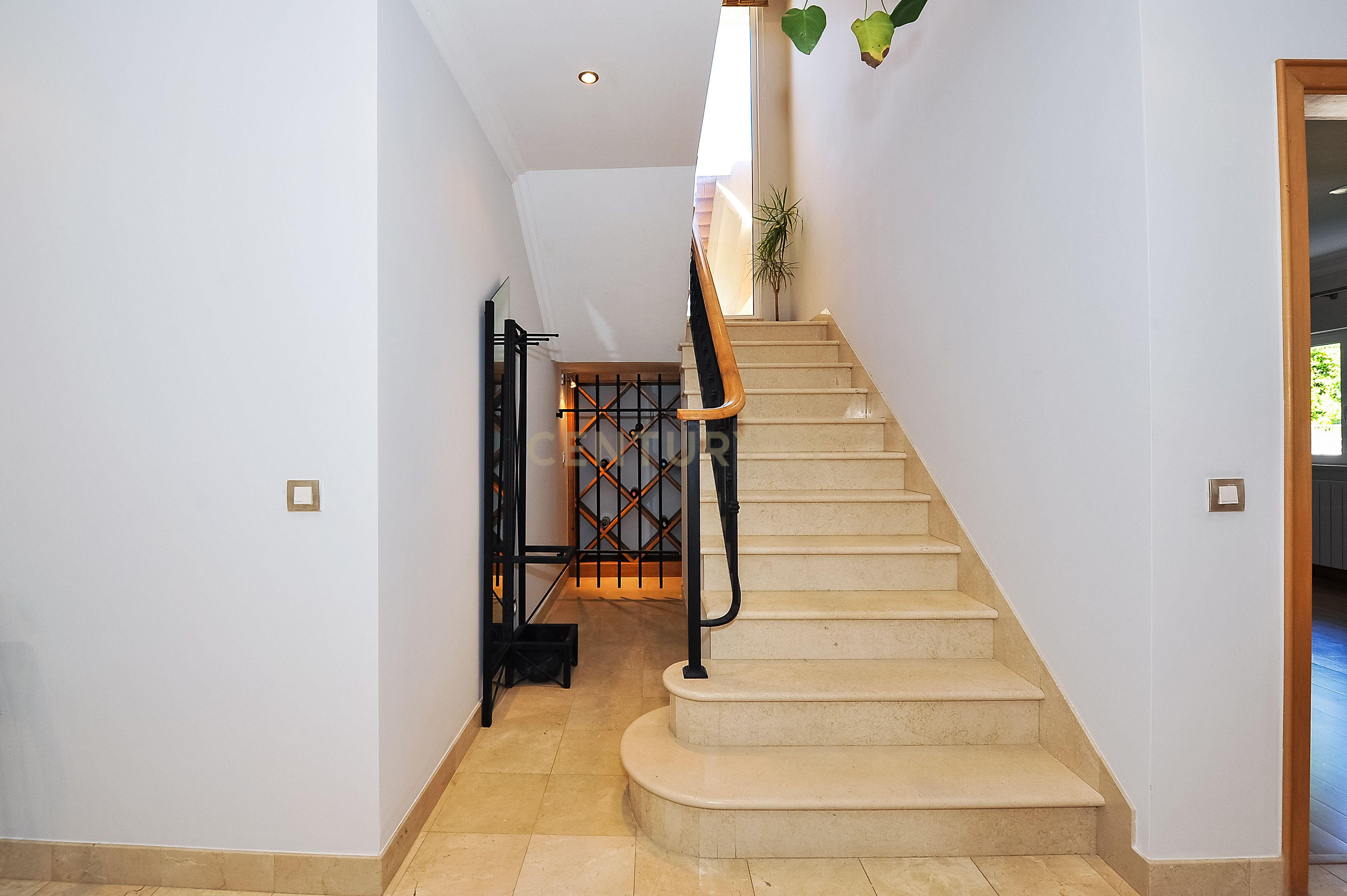 MORADIA T6 - EXELENTE INVESTIMENTO - Image 35