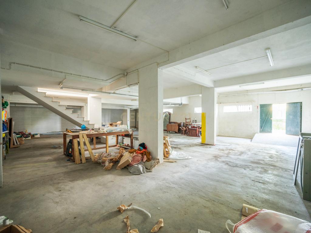 Loja e cave com 326m2 de área bruta, Quinta da Medideira, Amora - Image 20