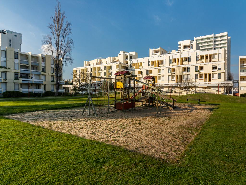 Apartamento T1+1 com vista deslumbrante, em Tróia, Carvalhal. Em Arrendamento! - Image 21