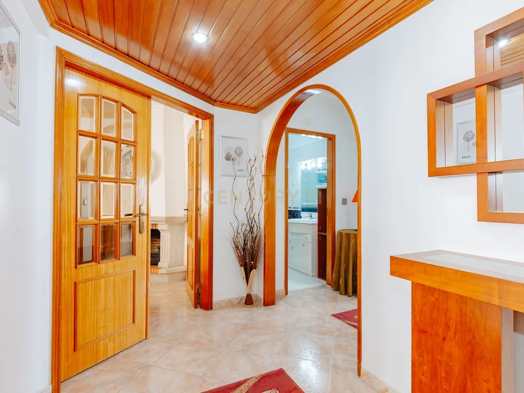Apartamento T2 para arrendamento na Póvoa de Santa Iria - Image 6